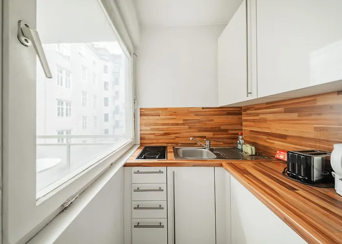 Apartment Next To Karlskirche Wien